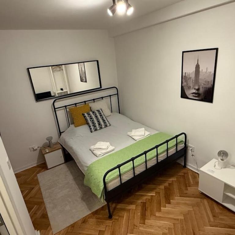 GardosHouse Apt 3 - Studio Apartment with One Double Bed - 15