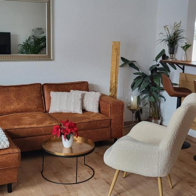 Ammergaufeeling mit einmaligem Bergblick, Terrasse, Nähe zur Nato Schule - Apartment mit 1 Schlafzimmer - 3