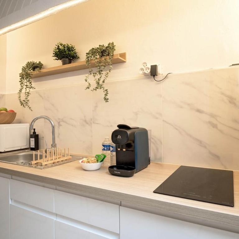 Vidéoprojecteur - Centre - Tout à pied - Balcon - Apartamento de 1 dormitorio - 7