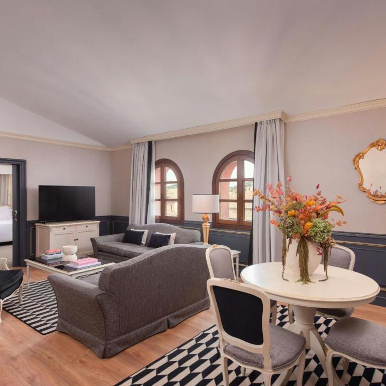 Eugenia de Montijo, Autograph Collection - Suite The Empress con 1 dormitorio, 1 cama extragrande y vistas a la ciudad - 2
