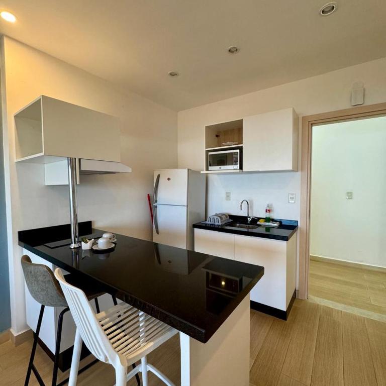 Modern apartment one block from the beach - Apartamento de 1 dormitorio - 12