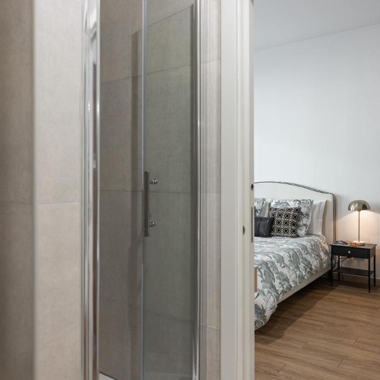 The Novels Suite - Basic Triple Room - 29
