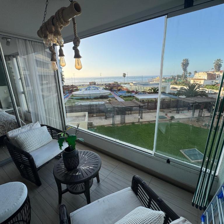 Lujoso depto frente al mar - Two-Bedroom Apartment - 2