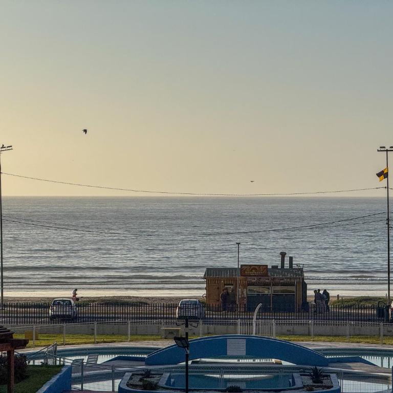 Lujoso depto frente al mar - Two-Bedroom Apartment - 3