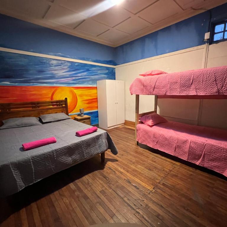 Hostel Casa Flamenco Hostal - Family Room - 3