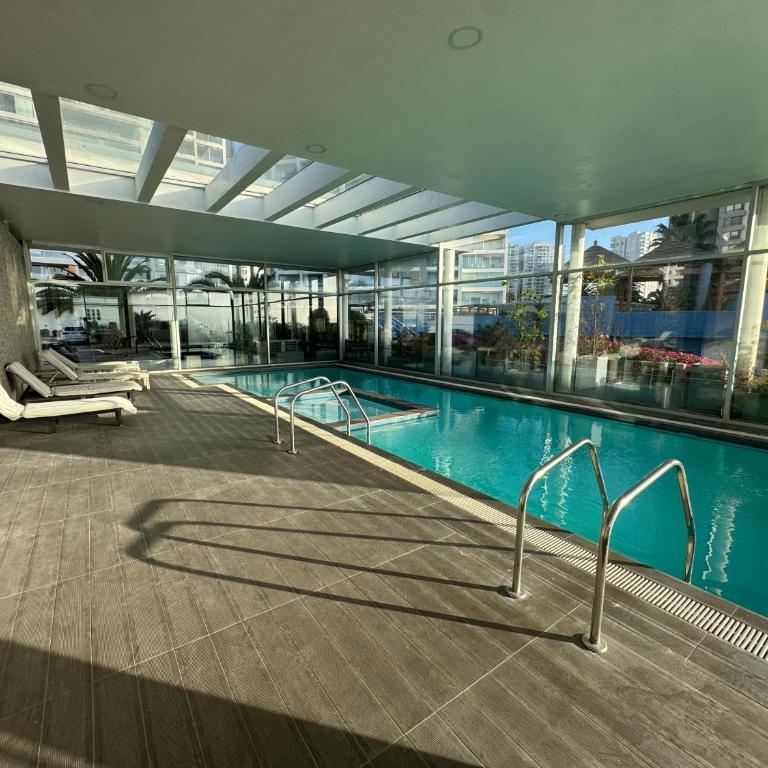Lujoso depto frente al mar - Two-Bedroom Apartment - 24