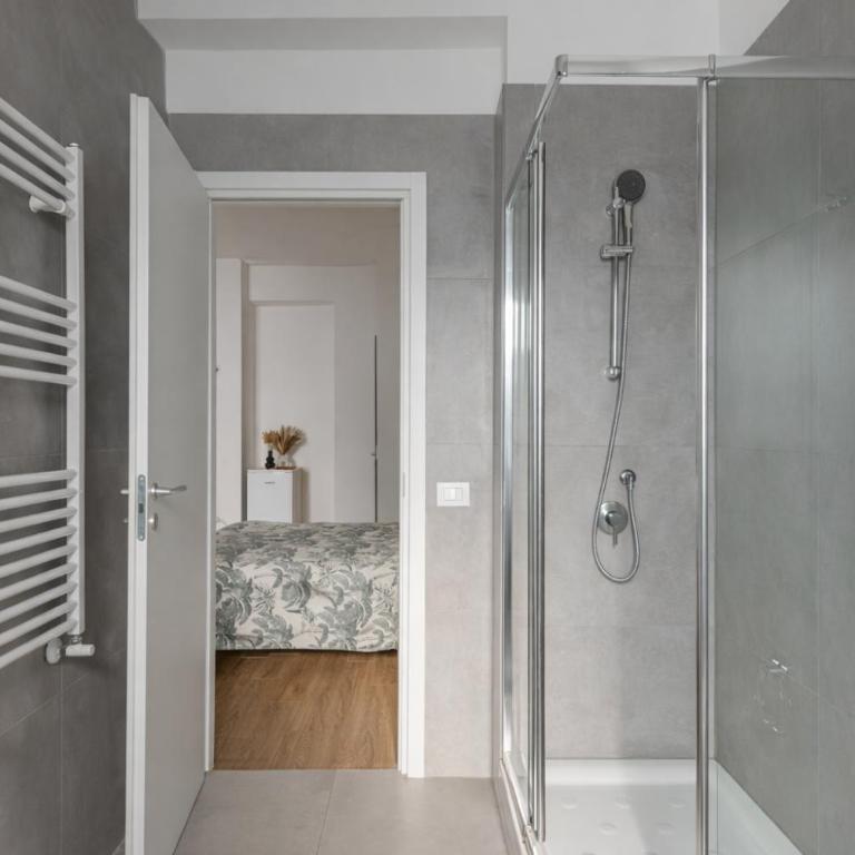 The Novels Suite - Comfort Triple Room - 9