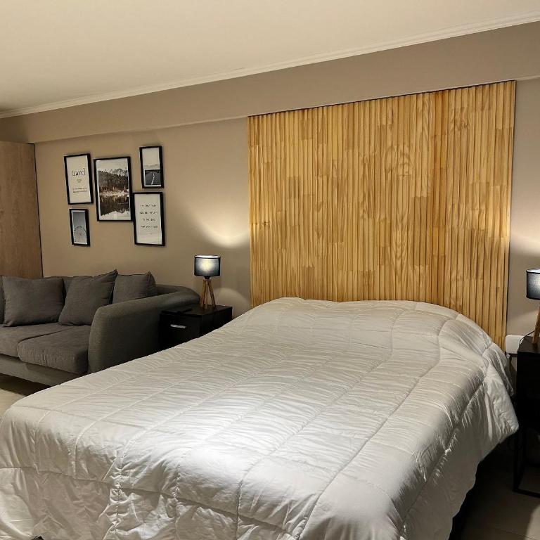 4 Estaciones - Apartment with Balcony - 3