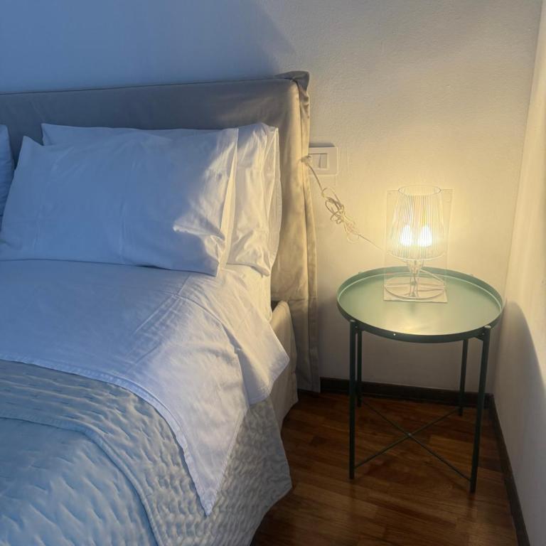 Cute little apartment for two. Near Metro & Fiera - Appartamento con 1 Camera da Letto - 10
