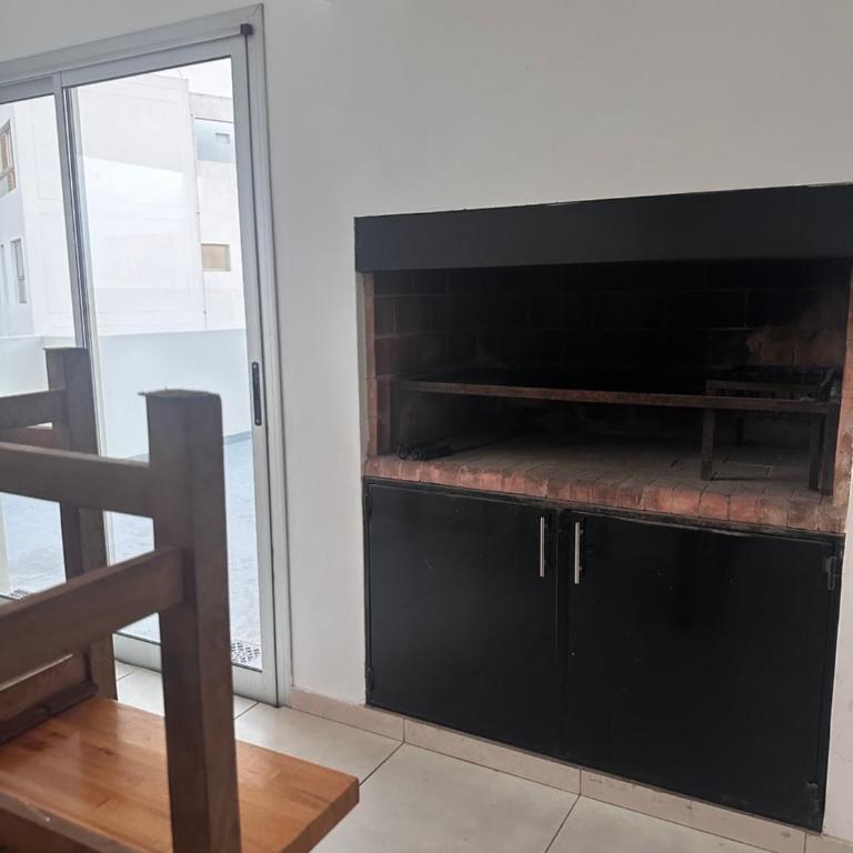 19 y 45 Lp - One-Bedroom Apartment - 26