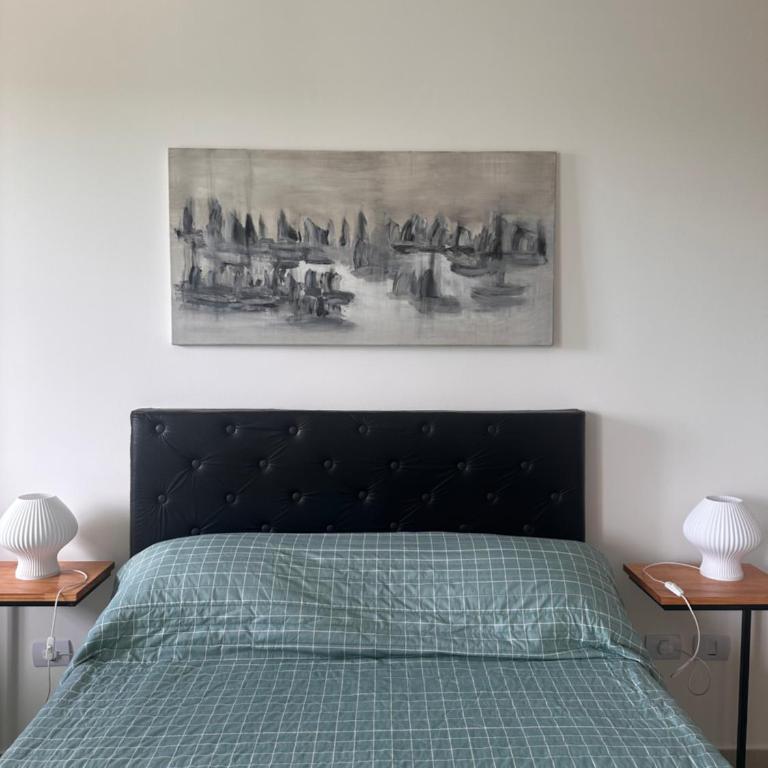 19 y 45 Lp - One-Bedroom Apartment - 15