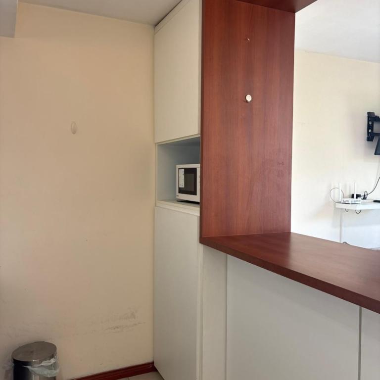 Loft Luminoso - Sanatorio de la mujer! - Apartamento de 1 dormitorio - 2