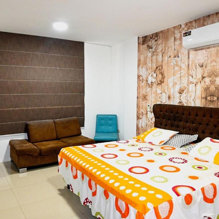 Casa familiar con piscina y zona bbq - Vacation Home - 33