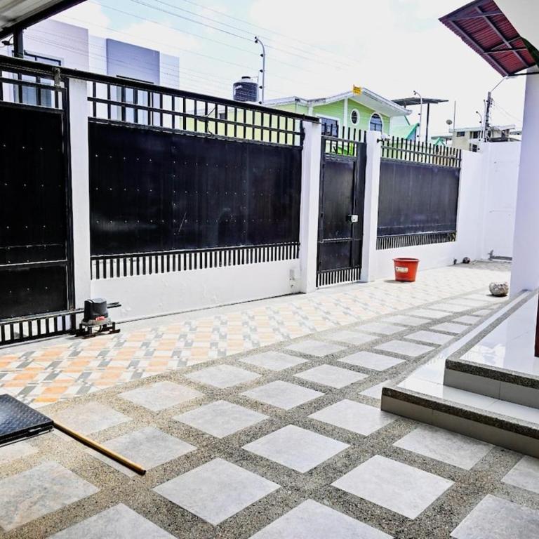 Casa familiar con piscina y zona bbq - Vacation Home - 50