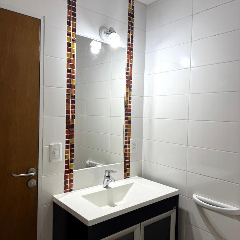 Punto estratégico, departamento en costanera Posadas - Apartamento de 1 dormitorio - 2