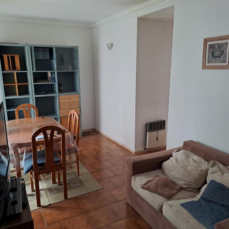 Mar del Plata en Arenales y Falucho opción cochera en edificio - Apartamento de 1 dormitorio - 1