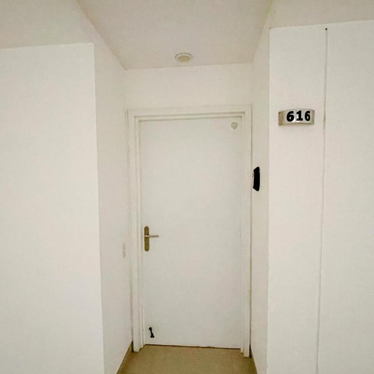 Comodos Aptos en Morros3 con salida directa a la playa, piscina & parking - Two-Bedroom Apartment with Balcony - 15