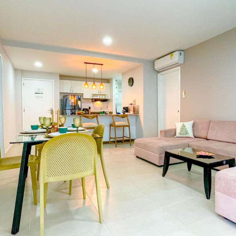 Comodos Aptos en Morros3 con salida directa a la playa, piscina & parking - Two-Bedroom Apartment with Balcony - 13