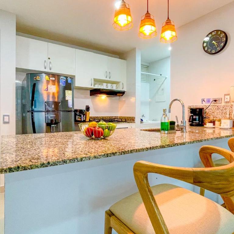 Comodos Aptos en Morros3 con salida directa a la playa, piscina & parking - Two-Bedroom Apartment with Balcony - 25
