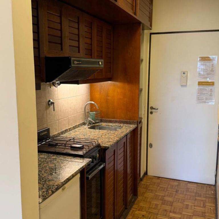 Recoleta Estudio Luminoso Facultad Mall Cultura - Apartamento de 1 dormitorio - 14