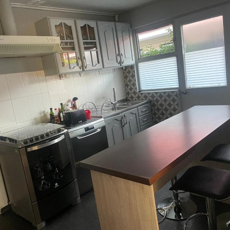 Gran Casa Familiar con Estacionamiento - Vacation Home - 26