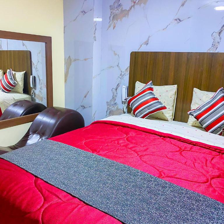 Hostal Mayra Breña - Deluxe Room - 1