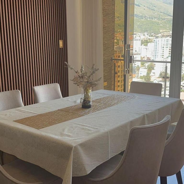 Apartamento céntrico y lujoso - Apartamento Premium de 3 dormitorios con balcón - 29