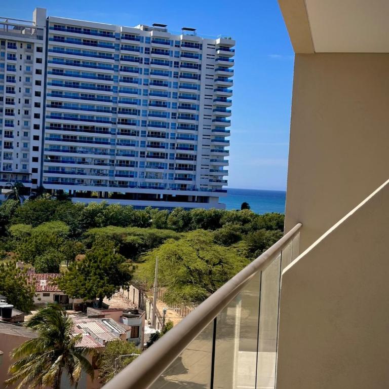 Apartamento nuevo en Santa Marta - Excelente Ubicación - Amenidades de Hotel - One-Bedroom Apartment with View - 49
