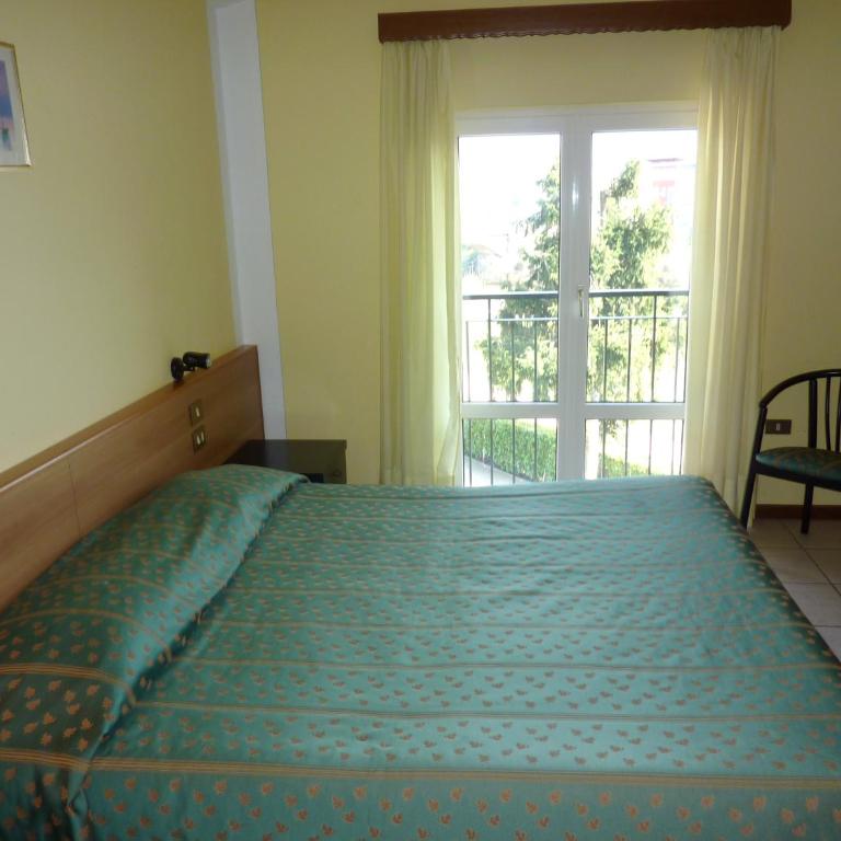 Hotel Del Fiume - Doppel- oder Zweibettzimmer - 2
