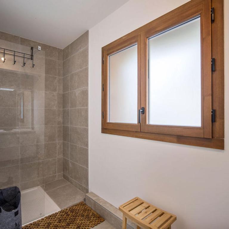 Appartement 4 pers, balcon, parking couvert - Two-Bedroom Apartment - 12
