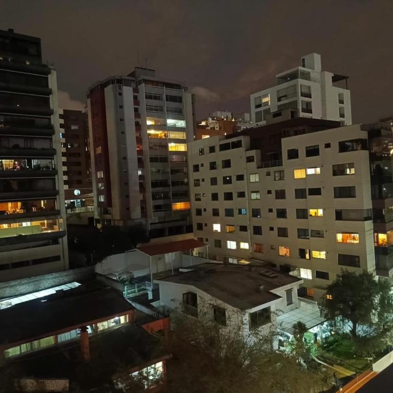 Exclusivo estudio en Quito Coworking , Gimnasio y Jacuzzi - One-Bedroom Apartment - 5