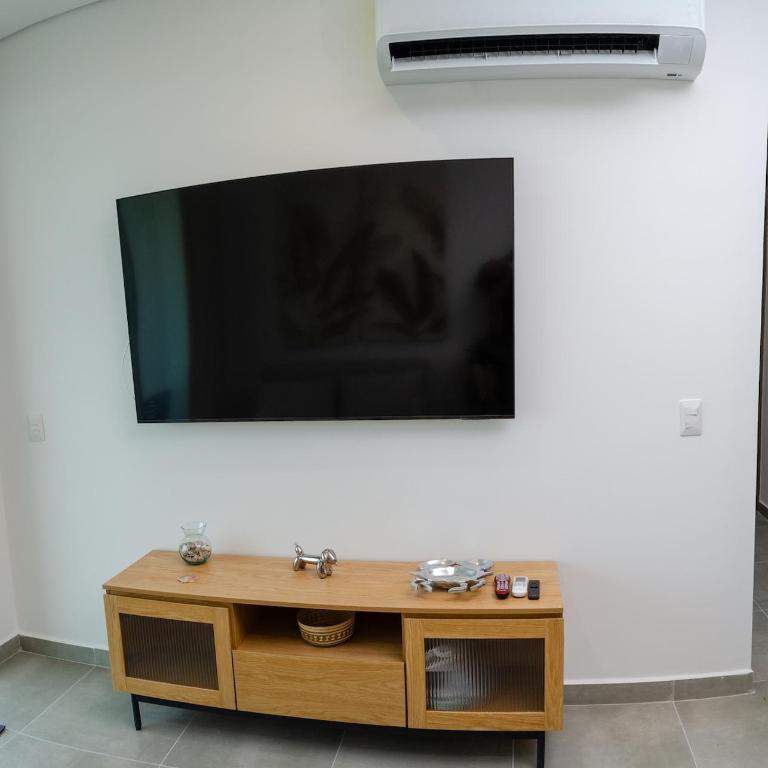 New apartment with ocean views Playa Salguero - Apartamento de 3 dormitorios - 1