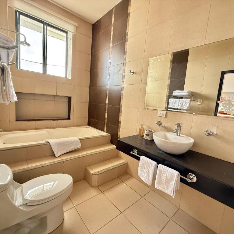 Enchanted Haven - Villa - 11