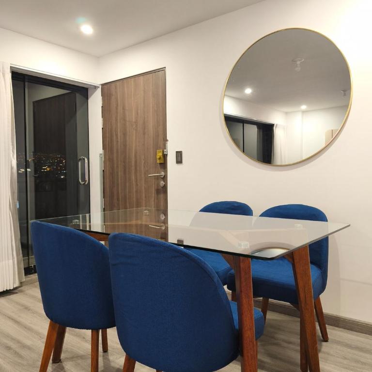 Moderno Departamento de 3 habitaciones y 2 baños a 7 min de plaza de Armas-Umacollo - Three-Bedroom Apartment - 8