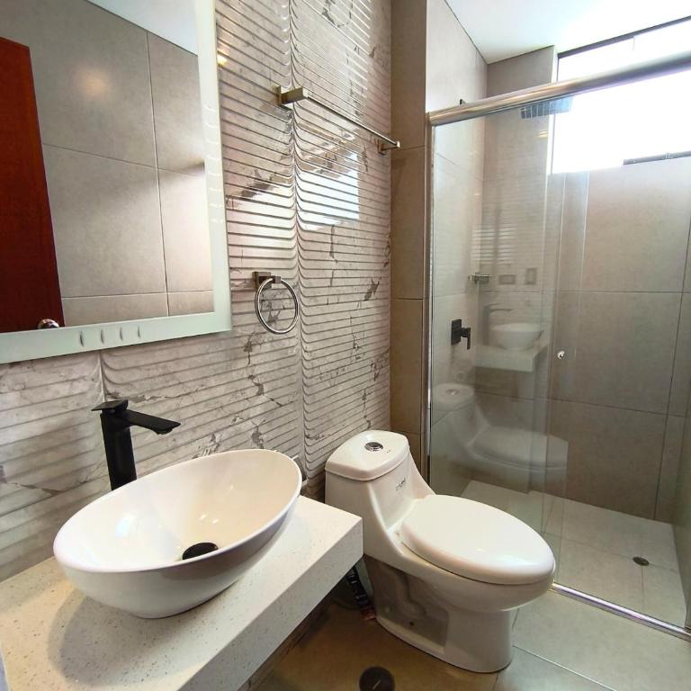 Moderno Departamento de 3 habitaciones y 2 baños a 7 min de plaza de Armas-Umacollo - Three-Bedroom Apartment - 11