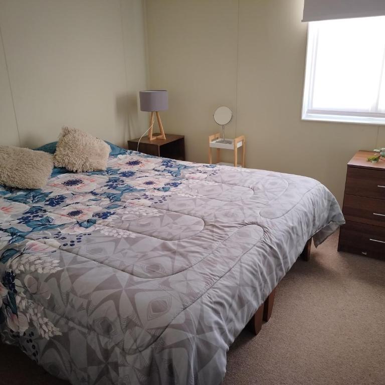 Casa con Terraza y Quincho en Valdivia - Three-Bedroom House - 4