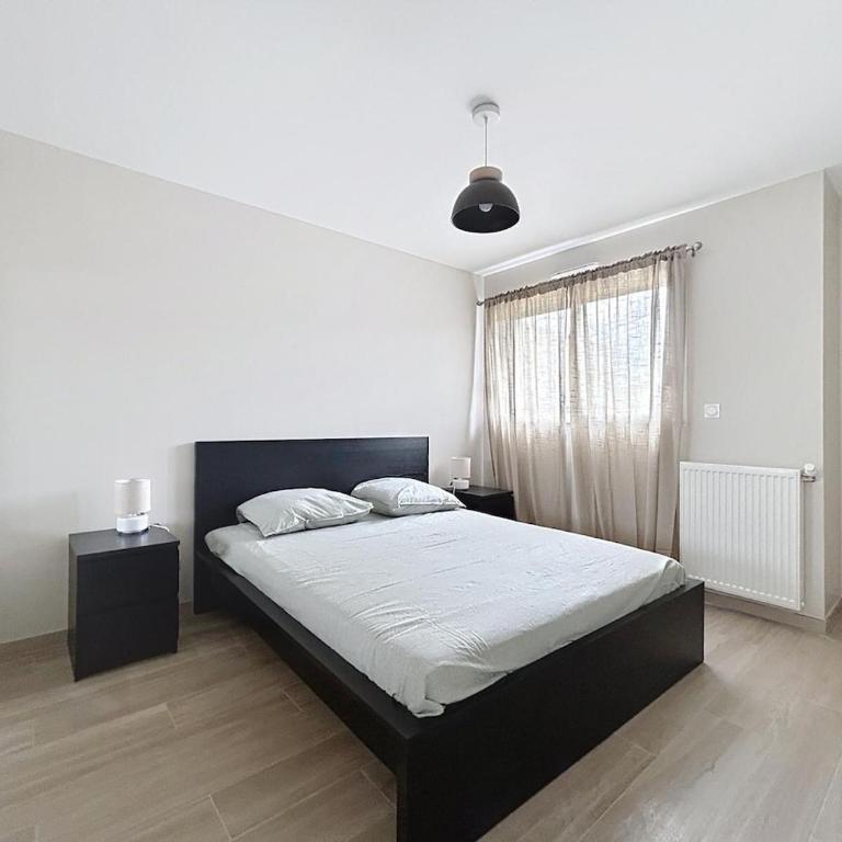 Maison neuve de 4 chambres, calme et lumineuse, en centre-ville - Casa con 4 camere da letto - 10