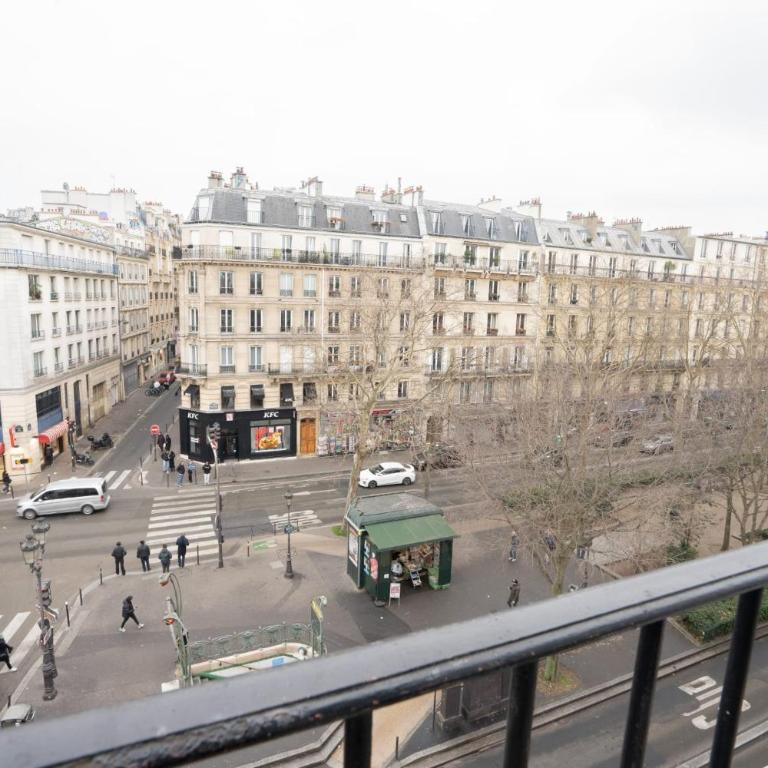 Studio parisien face metro Pigalle - Paris 9 - 2p - Studio - 12