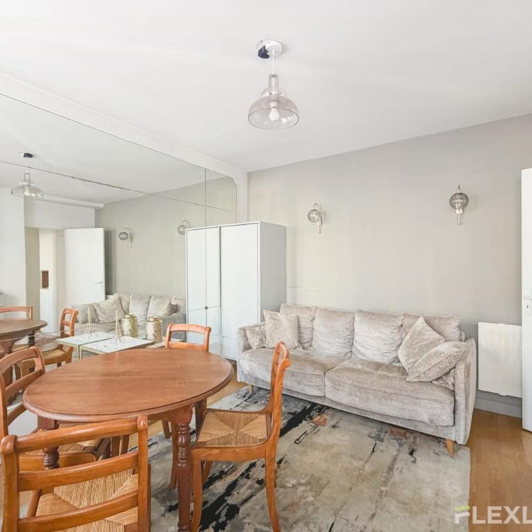 Unique T2 proche de l'arc de triomphe - Appartement - 2