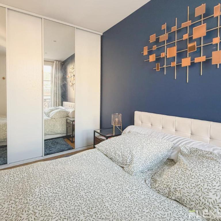 Unique T2 proche de l'arc de triomphe - Appartement - 9