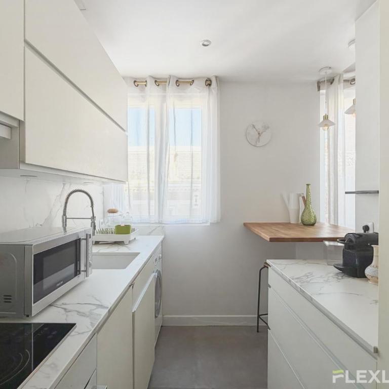 Unique T2 proche de l'arc de triomphe - Appartement - 19