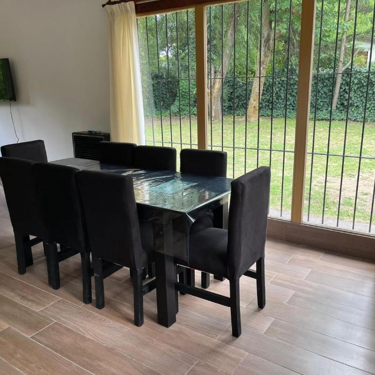 Betel- Casa en Bosque Peralta Ramos, Naturaleza y Privacidad - Casa de 4 dormitorios - 2