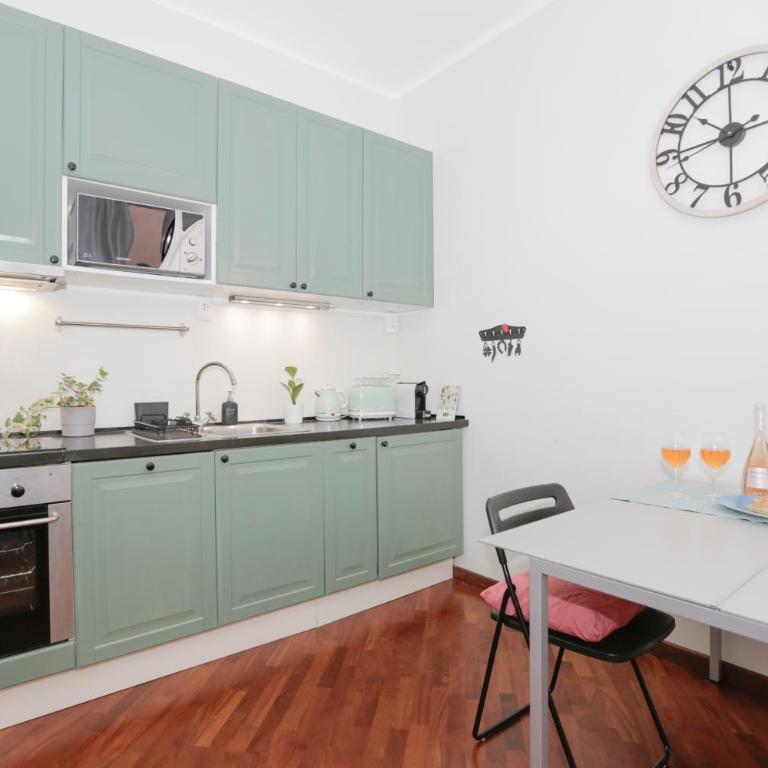 Brignole - metropolitana- AC - bilocale 3 posti letto - 1000 Mbps - TAO'S HOUSE 2 - Appartamento con 1 Camera da Letto - 23