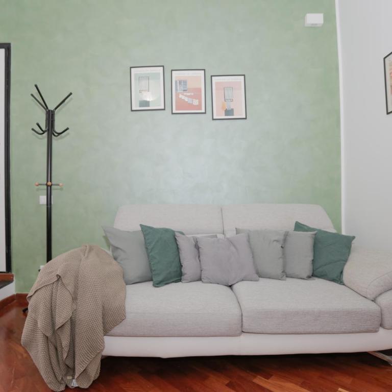 Brignole - metropolitana- AC - bilocale 3 posti letto - 1000 Mbps - TAO'S HOUSE 2 - Appartamento con 1 Camera da Letto - 18
