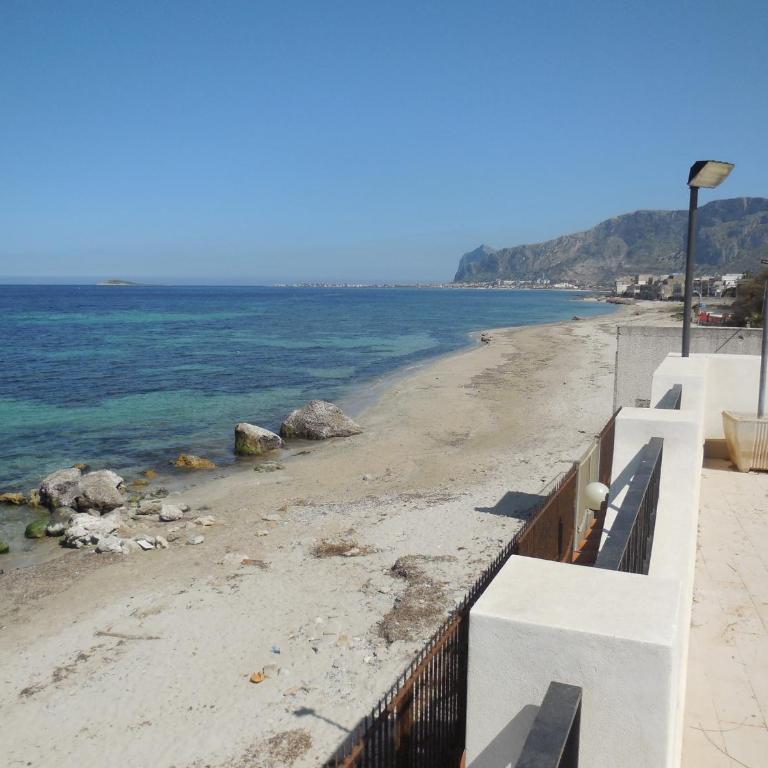 Bilocale Lungomare Carini - Appartamento con Vista Mare - 32