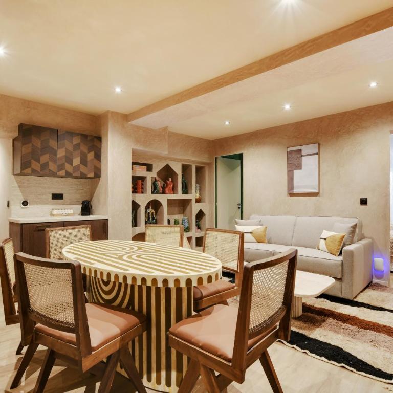 NoChichi Collections - City Center - Two-Bedroom Deluxe Apartment - 4
