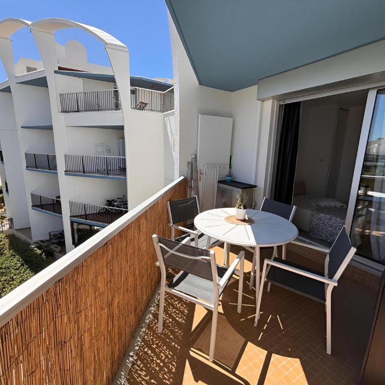 Studio 4 pers, 1ère ligne, Piscine, Vue mer latérale - Apartamento Estudio con vistas al mar - 17