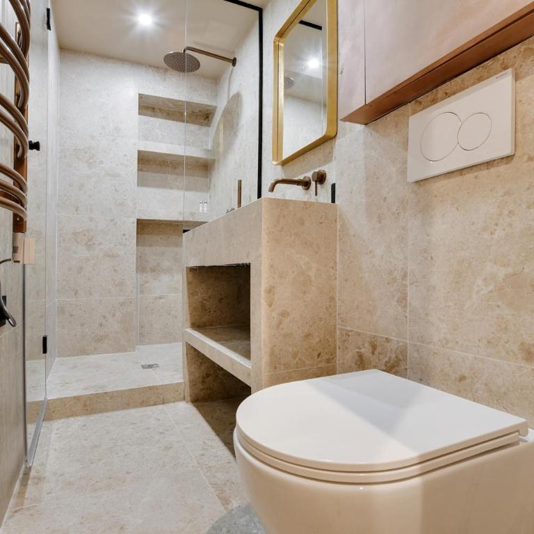NoChichi Collections - City Center - One-Bedroom Deluxe Apartment - 3