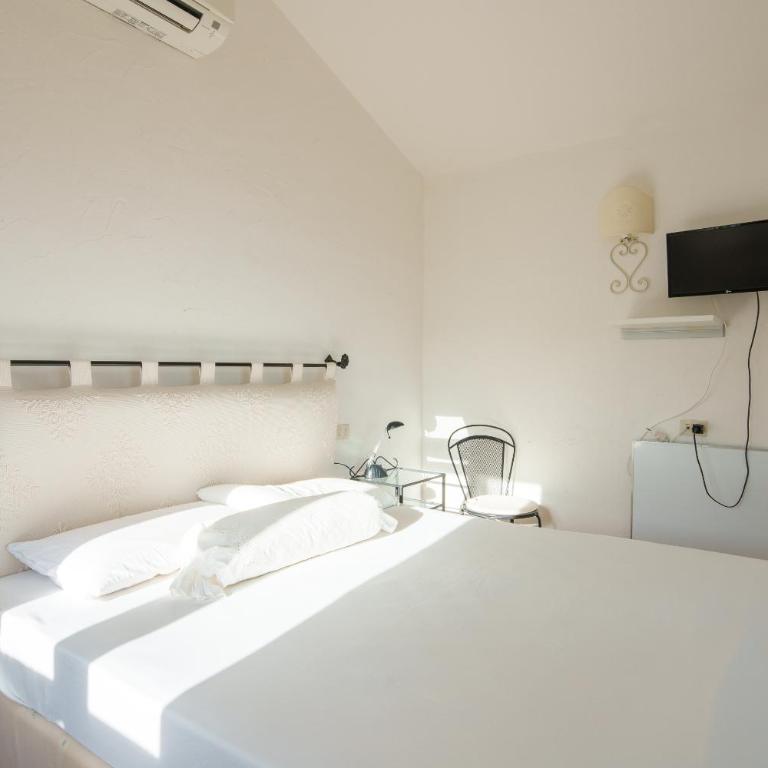 Villa Oleandra - Three-Bedroom Villa - 26
