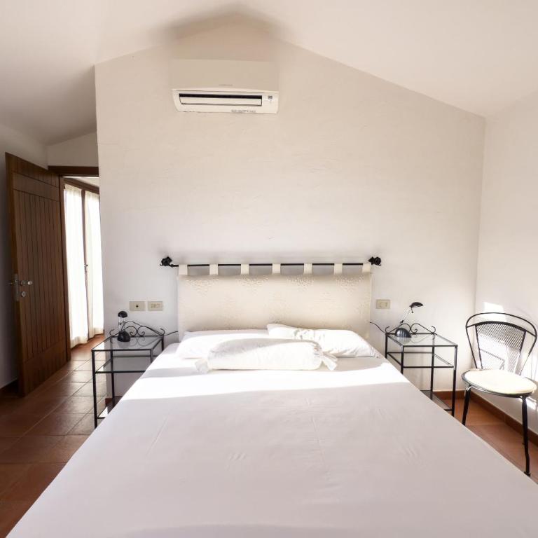 Villa Oleandra - Three-Bedroom Villa - 28